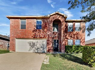 5350 Driftway Dr, Fort Worth, TX 76135