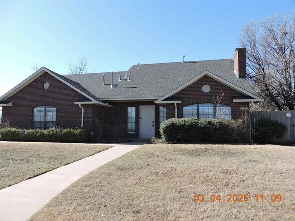 706 NW Micklegate Blvd, Lawton, OK 73505