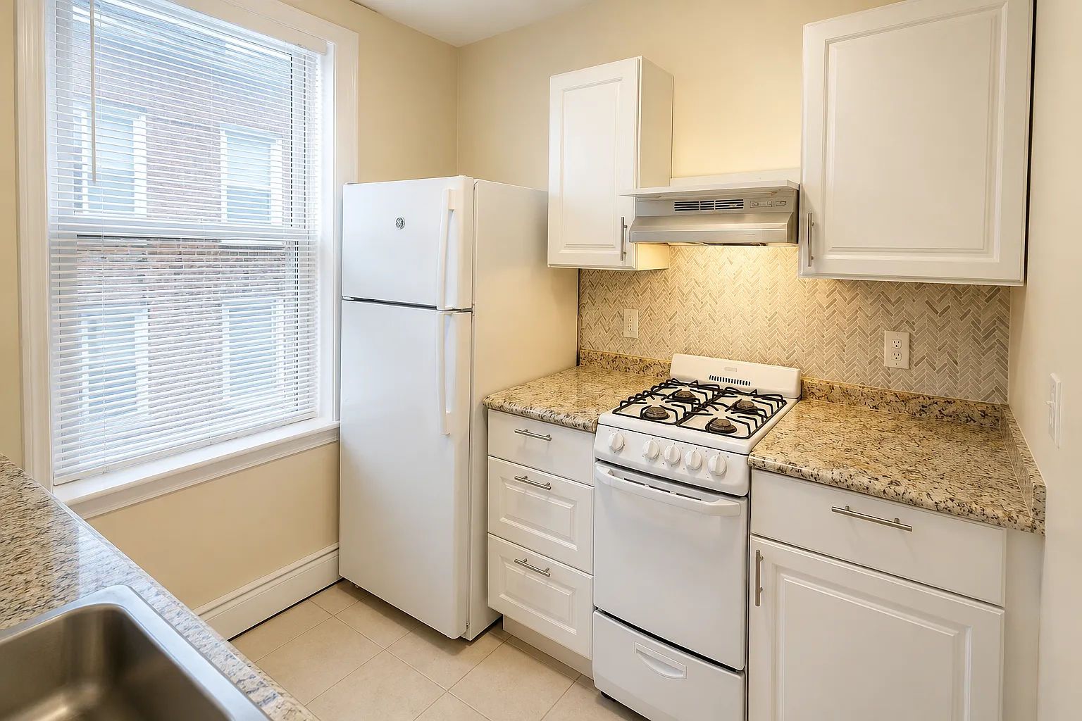 Studio, 395 sqft, $2,150 — Photo 1