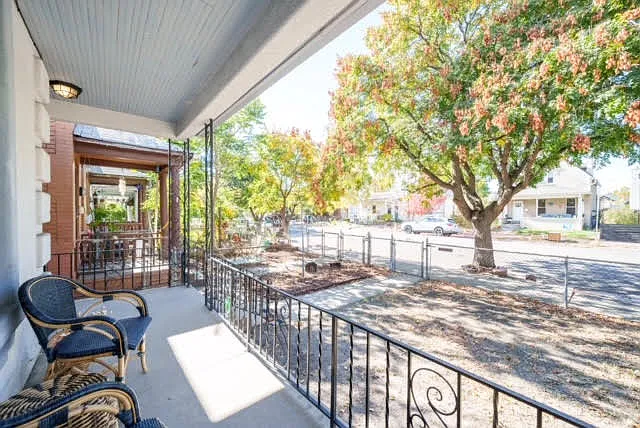 654 Elati St — Photo 26