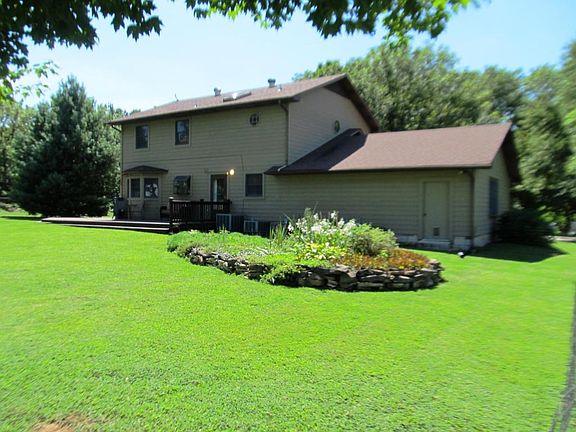 3rd image of 7570 N Farm Road 129