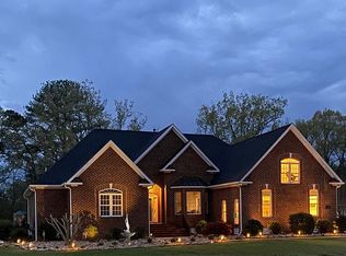 218 Sparrer Rd, Seaford, VA 23696