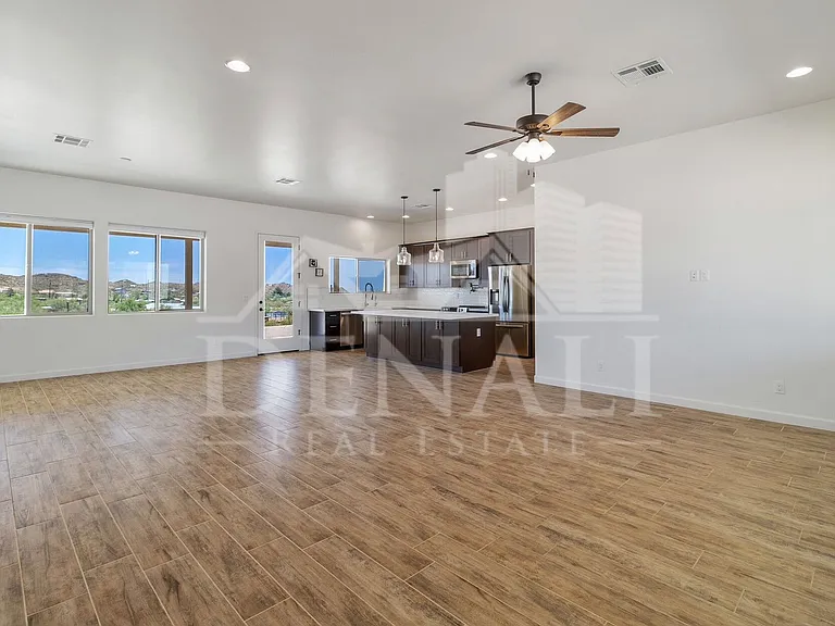 48126 N Coyote Pass Rd — Photo 4