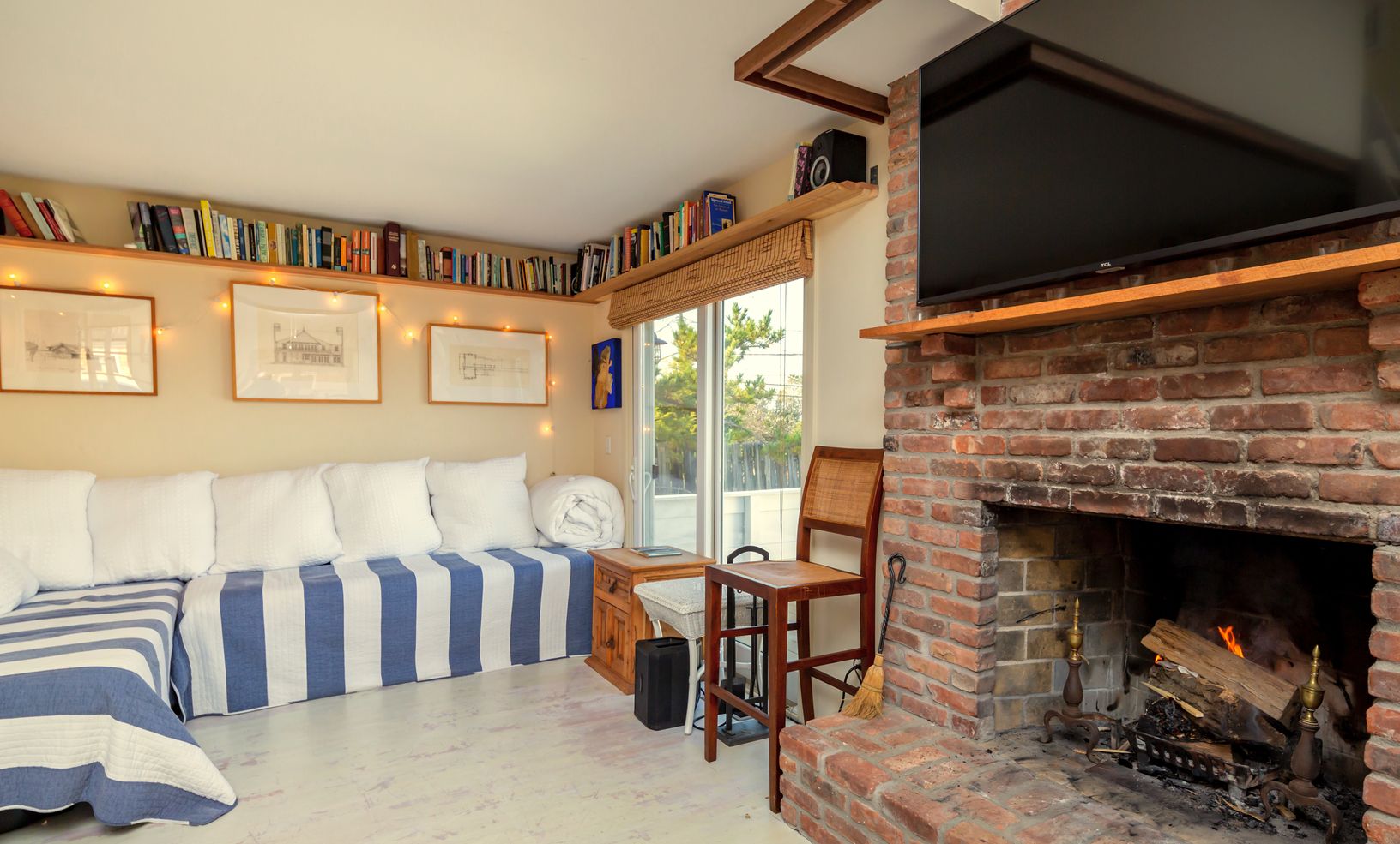  Bedroom 4/ Living 