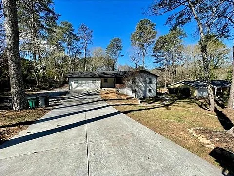 2653 Amy Ct
