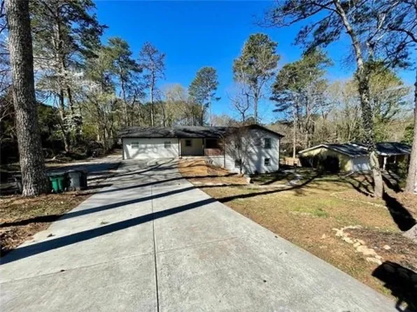 2653 Amy Ct, Duluth, GA 30096