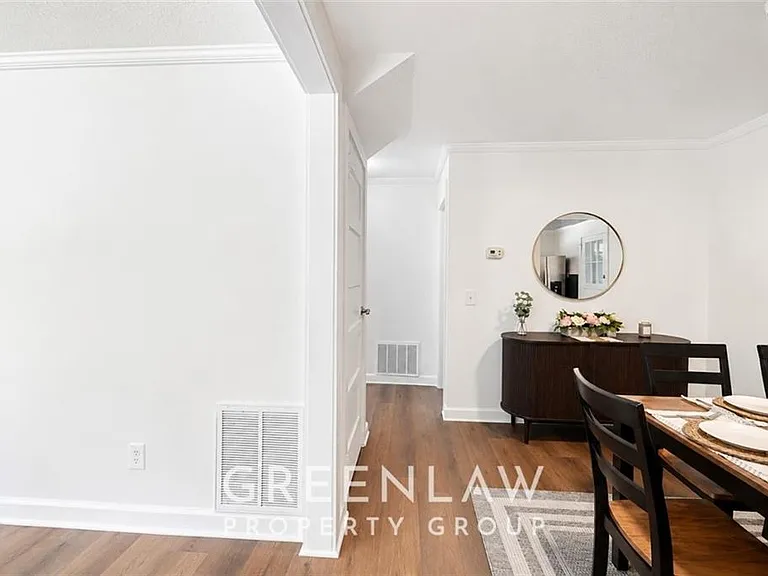 1177 Morley Ave SE — Photo 15