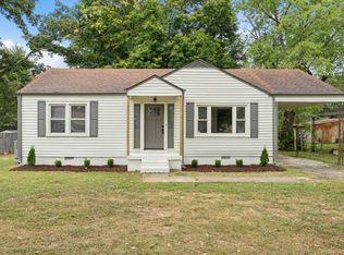 213 Lynn St, Tullahoma, TN 37388