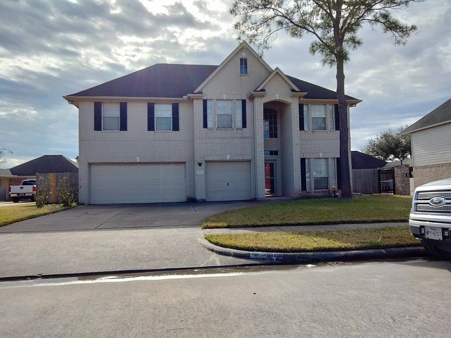 1st image of 3605 Knotty Pine Cir