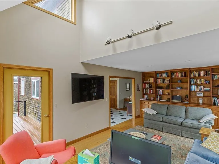 2 Easton Ter — Photo 18