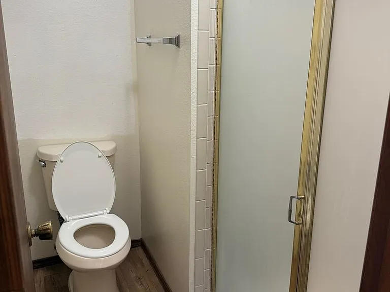 5310 Edwards Dr NE — Photo 12