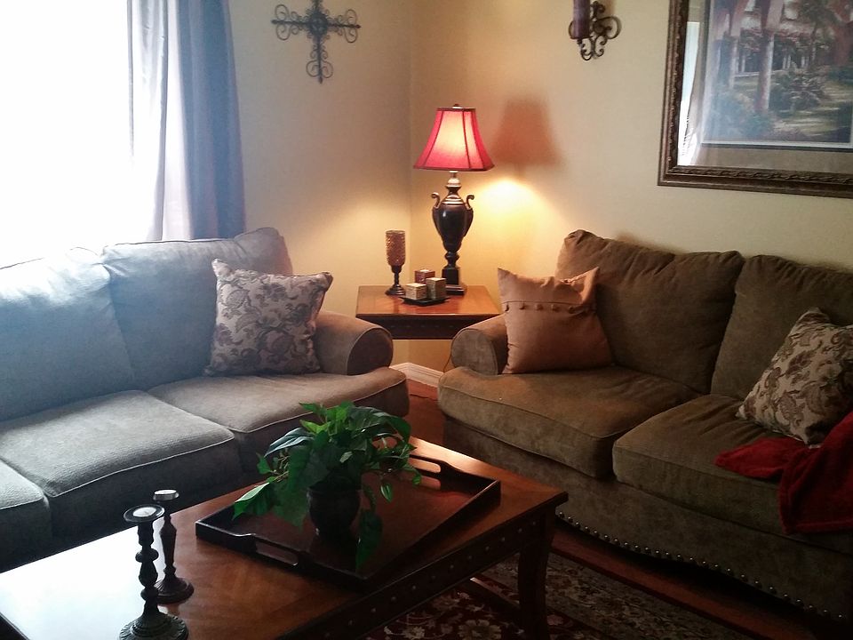 1st image of 2463 Ventura Ct