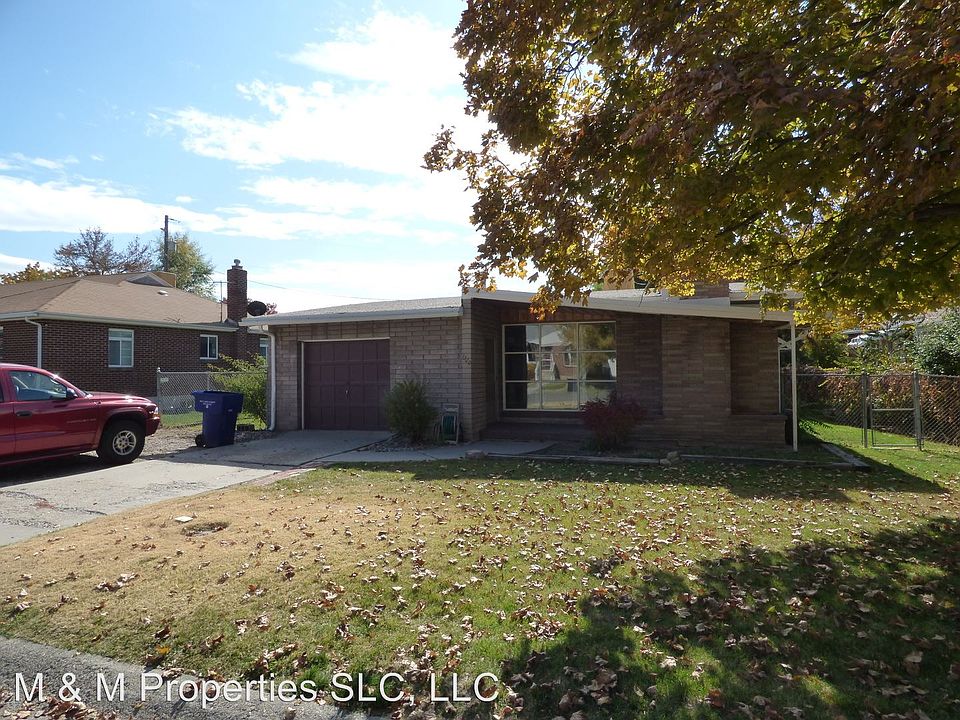 1st image of 1220 E Lavon Dr