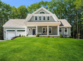 131 Exeter Rd, North Hampton, NH 03862