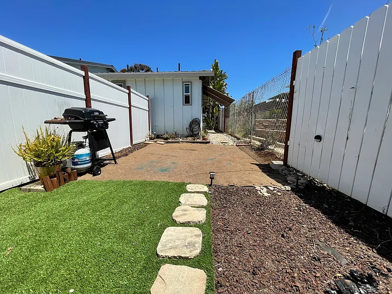 2347 Pio Pico Dr — Photo 11