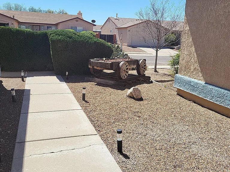10201 E Hummingbird Meadow Way — Photo 2