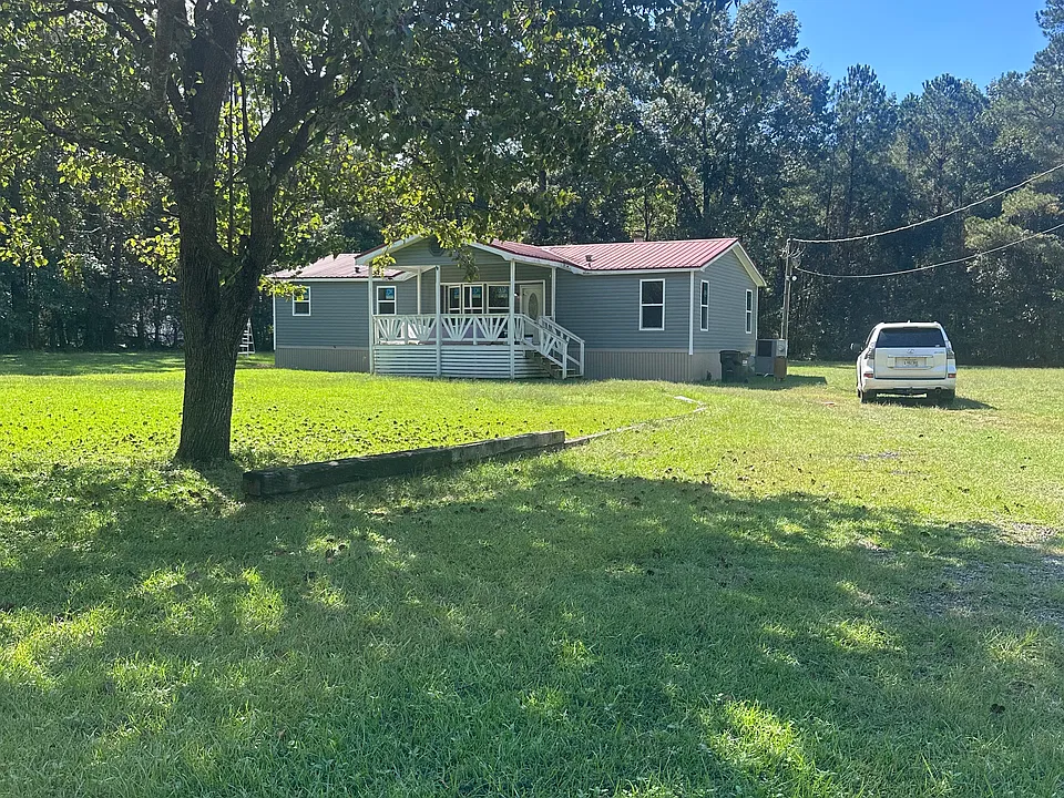 275 Highland Dr