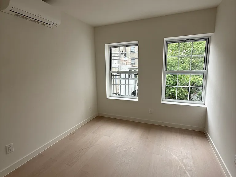 159 Havemeyer St #3 — Photo 6