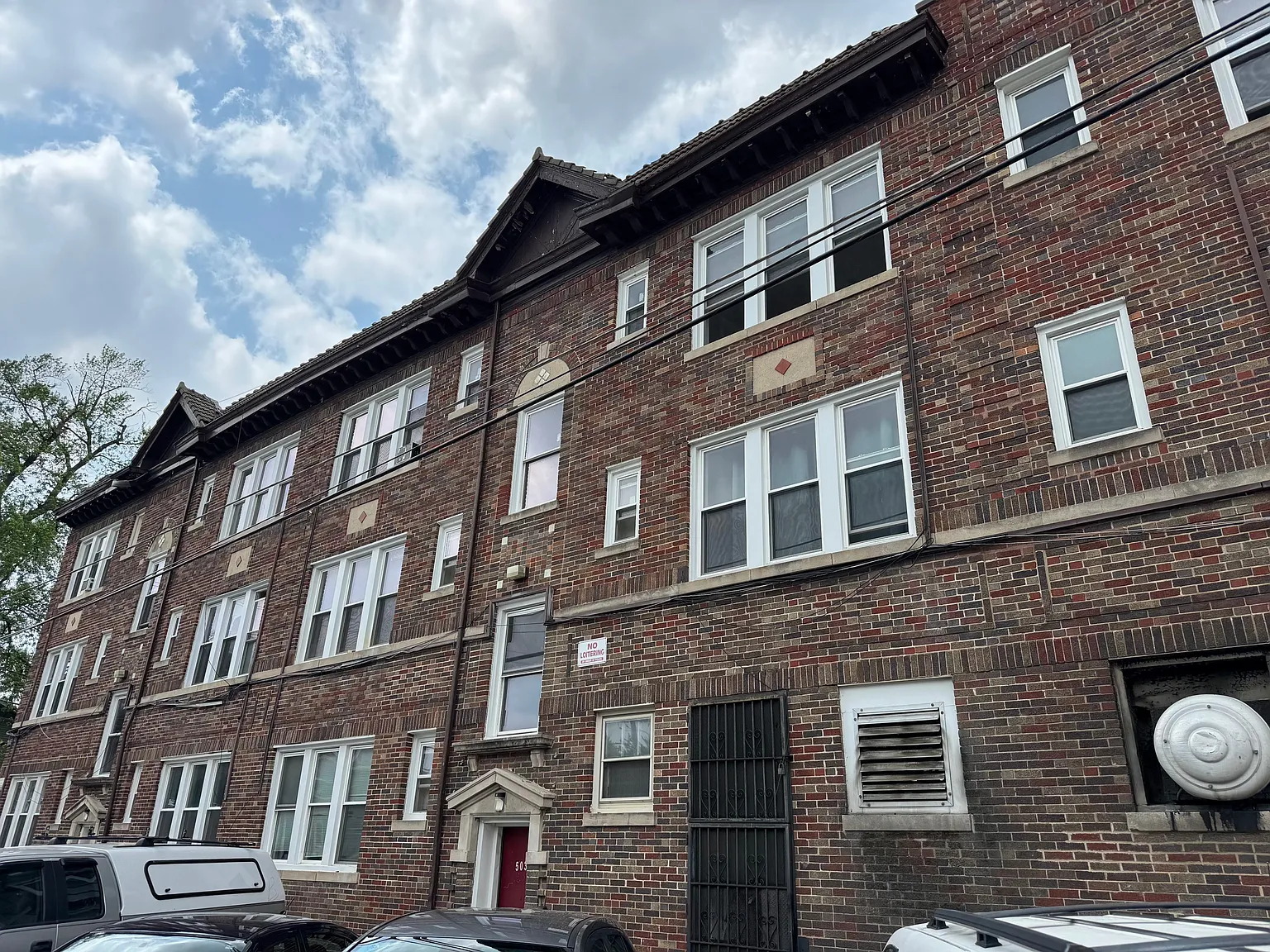 2 bed, 1000 sqft, $1,500 — Photo 1