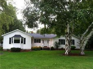 685 Porterville Rd, East Aurora, NY 14052