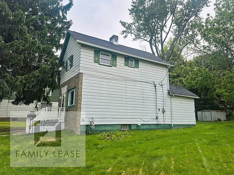 806 Morton St — Photo 48