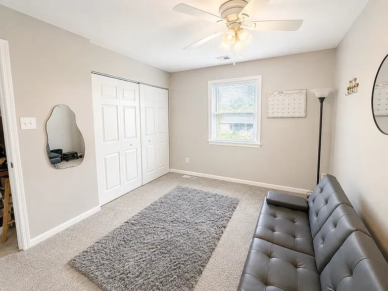 4610 Chiswell Dr — Photo 12