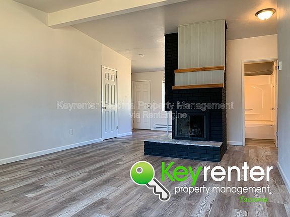 4th image of 1713 S 43rd St