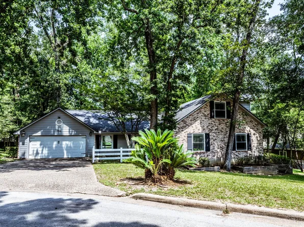 1006 Amesbury Ct, Huntsville, TX 77340