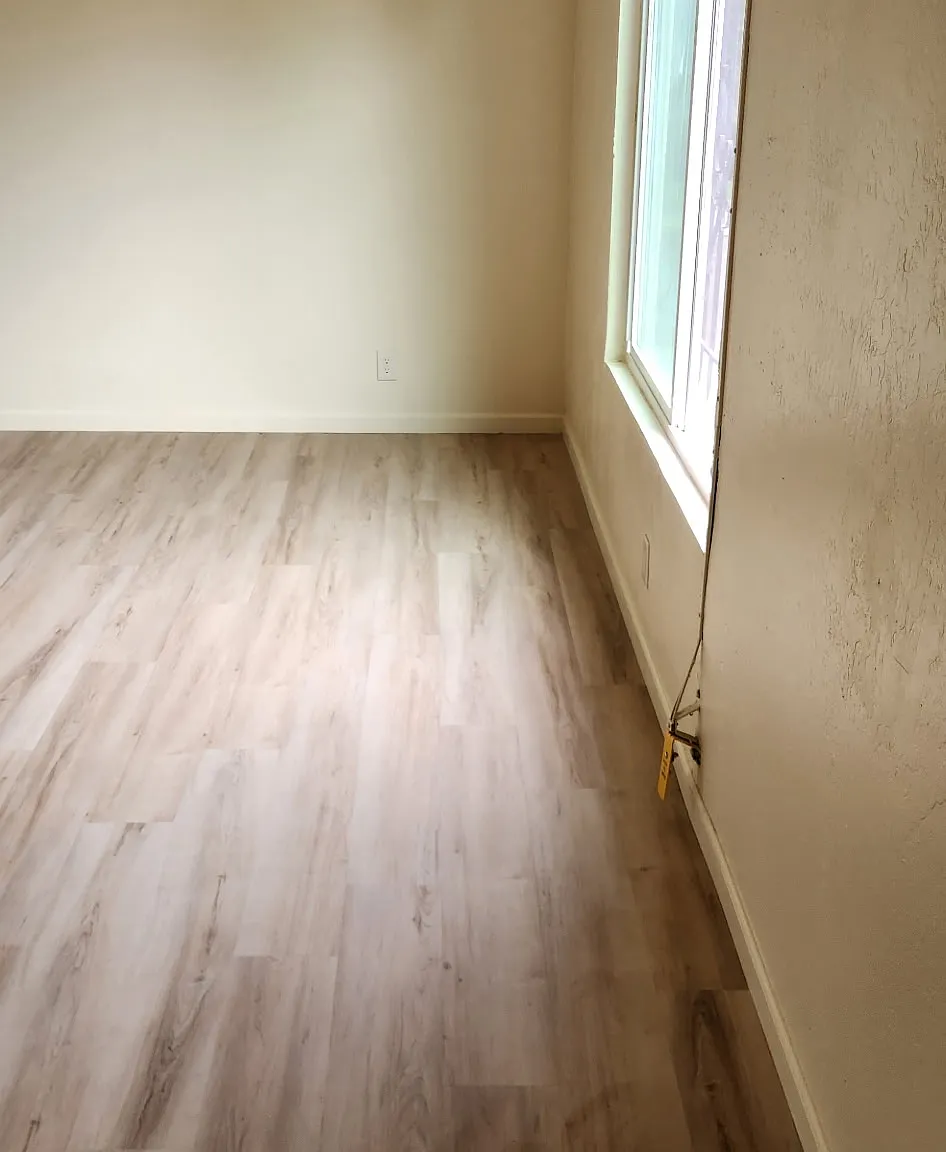 3 bed, 1.5 bath, 1058 sqft, $1,800 — Photo 2
