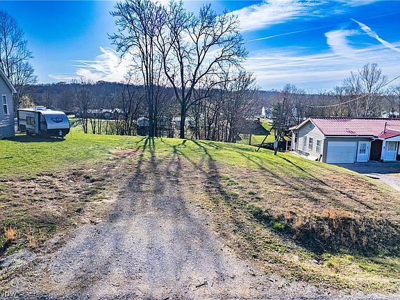 2nd image of Briscoe Rd