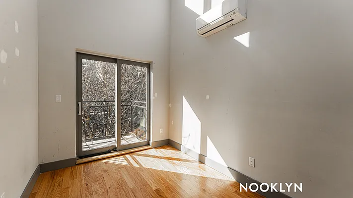 Rented by Nooklyn NYC LLC | media 13