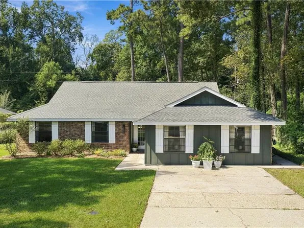 516 Woodridge Blvd, Mandeville, LA 70471