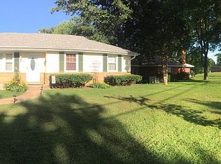 8630 Valcour Ave, Saint Louis, MO 63123