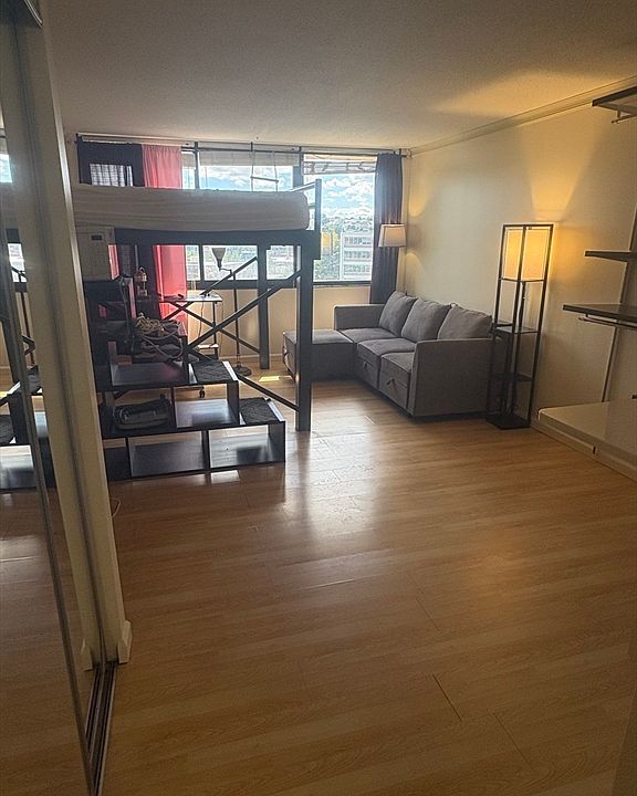 1st image of 70 Southbridge St Room 812