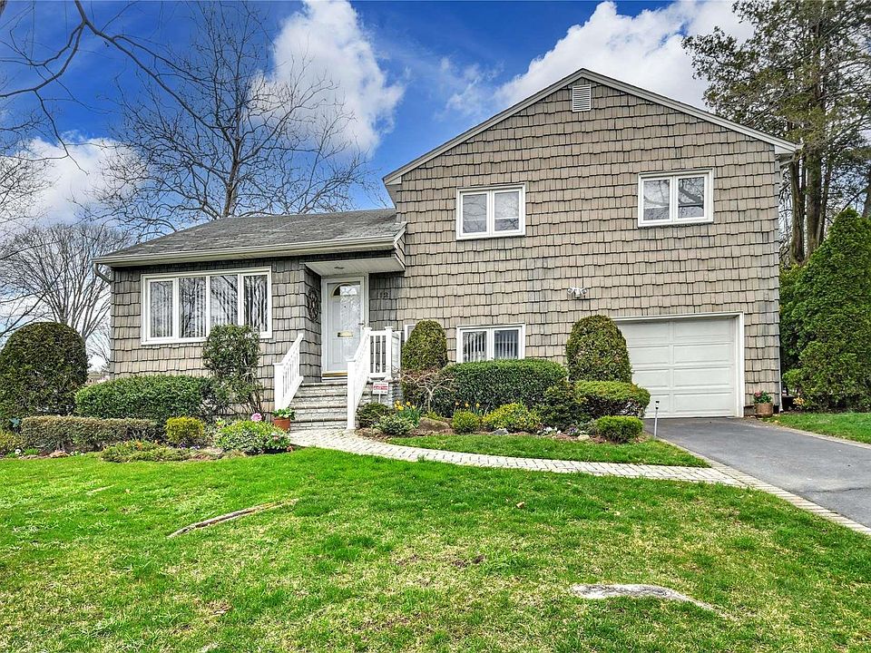 1st image of 12 Bengeyfield Drive