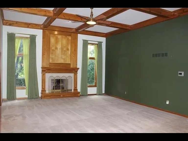 307 S Park Dr — Photo 30