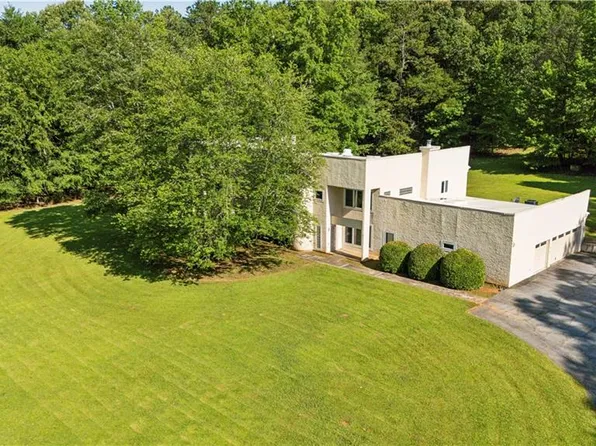 110 Bridger Point Rd, Fayetteville, GA 30215
