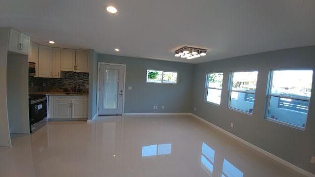 1st image of 3602 Leahi Ave #B