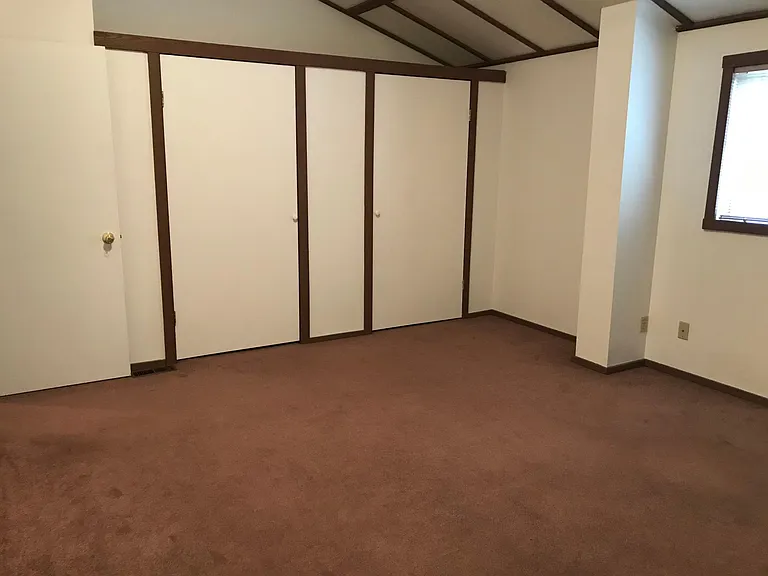 601 S Anderson St — Photo 12