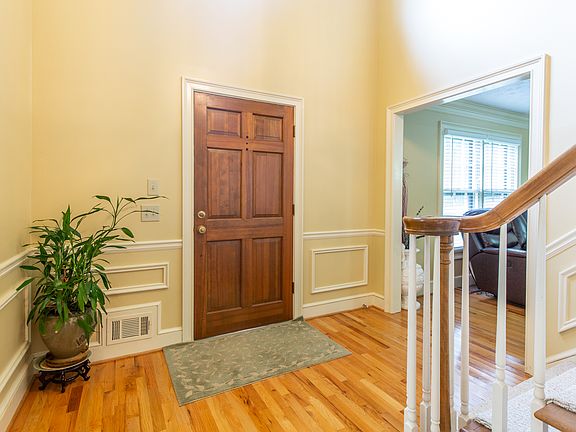 3rd image of 779 Bruxton Woods Ct