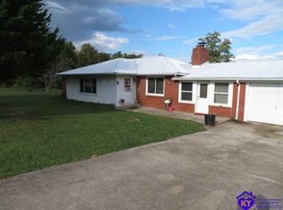 2098 Union Light Rd, Mammoth Cave, KY 42259