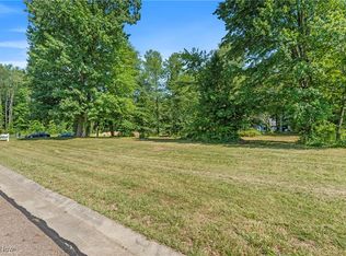 538 E Lakewood Dr, Canal Fulton, OH