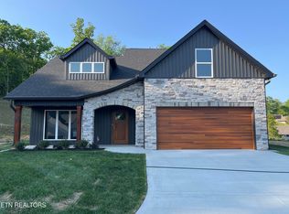 2432 Lena George Ln, Knoxville, TN 37931