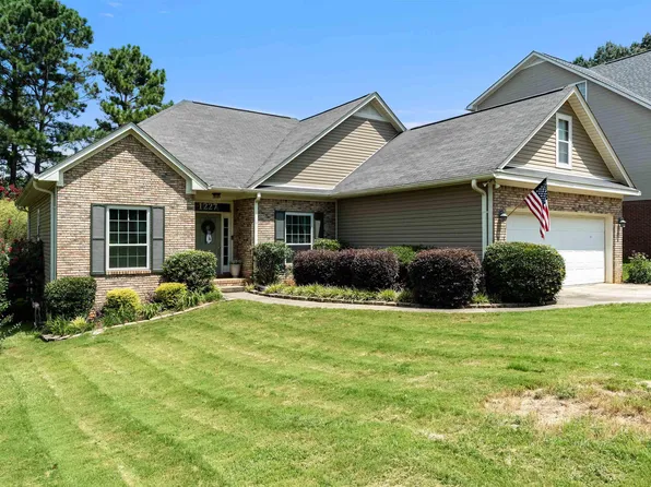 1227 Deer Trail Rd, Hoover, AL 35226