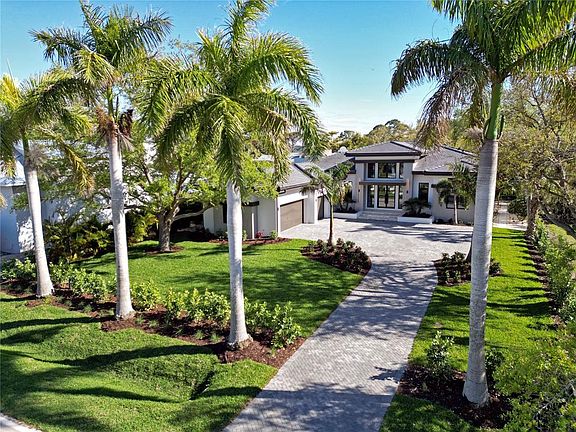 4th image of 1802 Field Rd