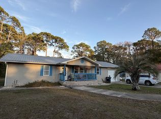 30 Jefferson St, Eastpoint, FL 32328