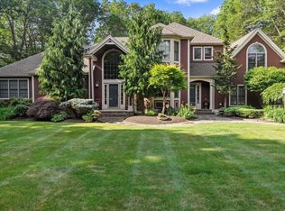 2 Red Fox Run, Sharon, MA 02067