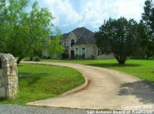 8658 Raintree Woods Dr, Fair Oaks Ranch, TX 78015