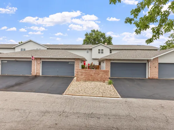 2590 Brookwood Dr, Crown Point, IN 46307