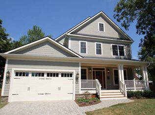 6101 18th Rd N, Arlington, VA 22205